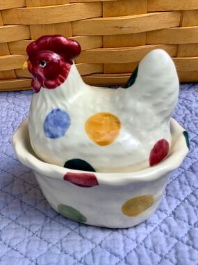 Rare EMMA BRIDGEWATER POTTERY Polka Dot Hen on Nest Egg Coddler